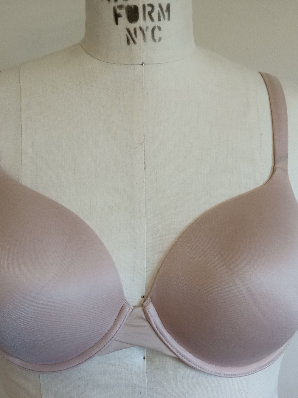 SPANX Smooth Light Mauve T-Shirt Bra 38C